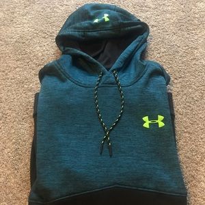 Men’s Under Armour STORM hoodie - never worn.